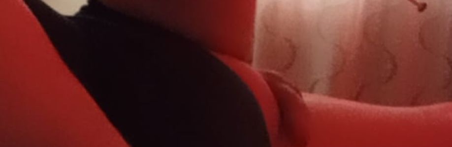 danielahot699 Cover Image